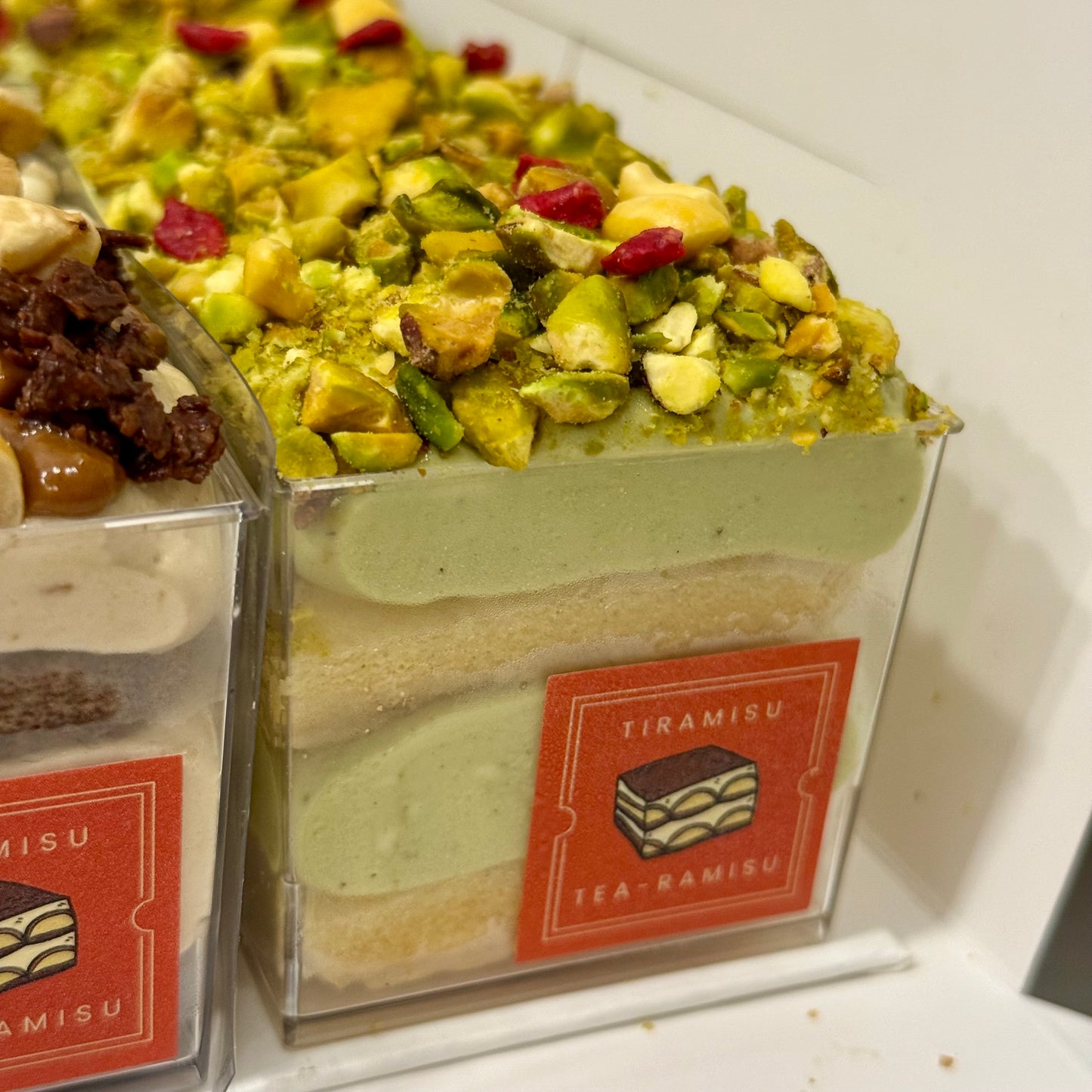 Customisable Tiramisu Party Box (16 Cups)